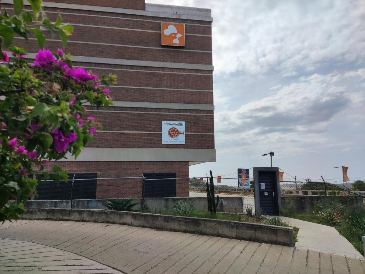 Apartamento Aeropuerto Maiquetia En Planta Baja Catia La Mar Kültér fotó